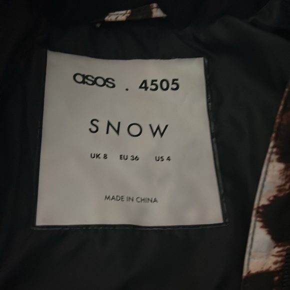ASOS Ski Jacket Cheetah Print - Picture 2 of 5